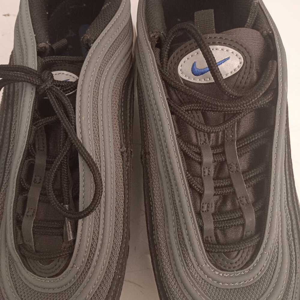 Nike Air Max  size 9.5
